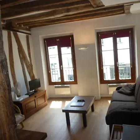 Saint Antoine شقة باريس